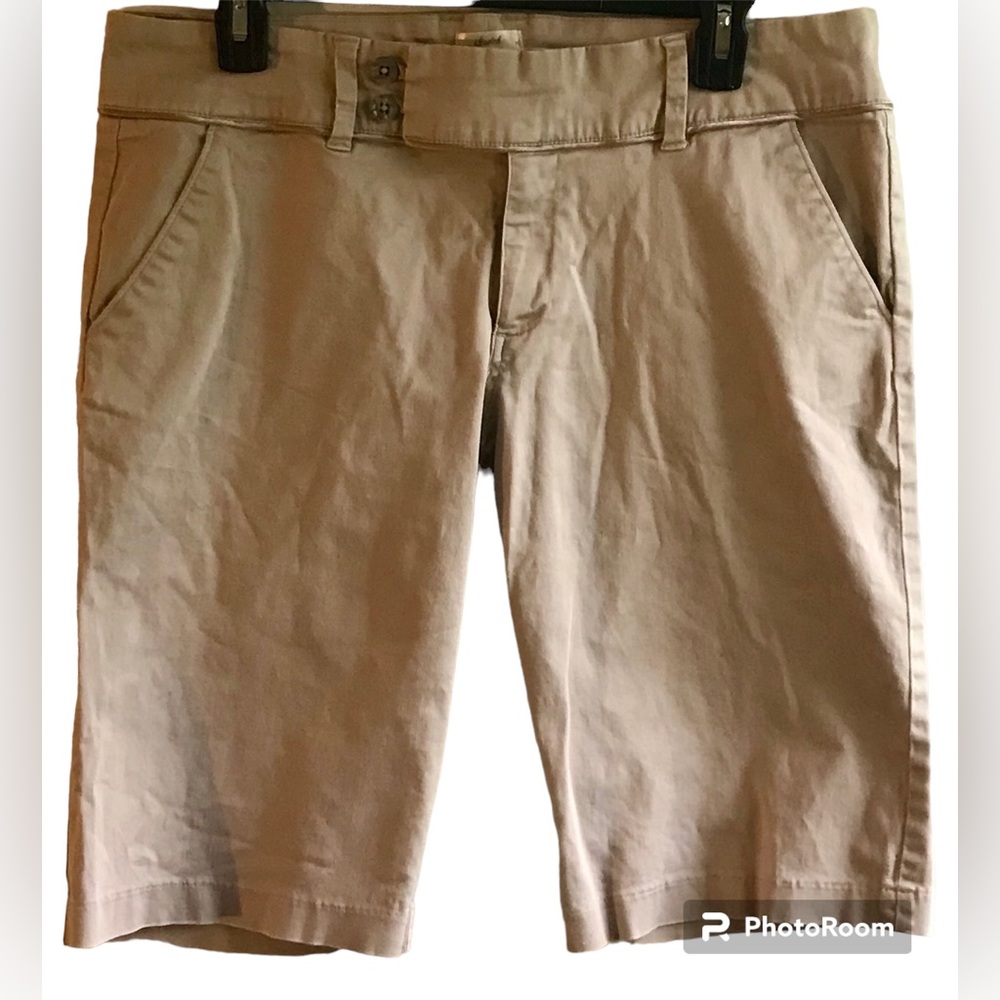 OLD NAVY COTTON BLEND BERMUDA SHORTS